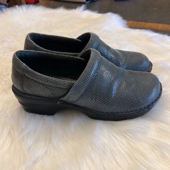BOC Born Peggy Pewter Slip On Metallic Gray Wedge Clogs Size 8 / 39 - Picture 7 of 9